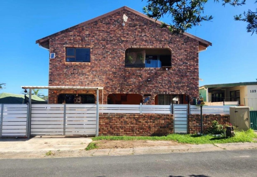 4 Bedroom Property for Sale in Christmas Rock Eastern Cape